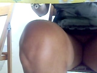 pussy in public (at the coffee shop)